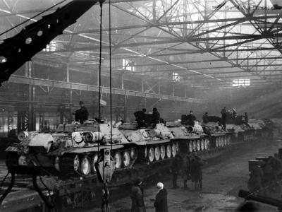 SU-122 factory