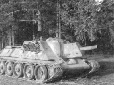 Soviet self-propelled howitzer Su-122