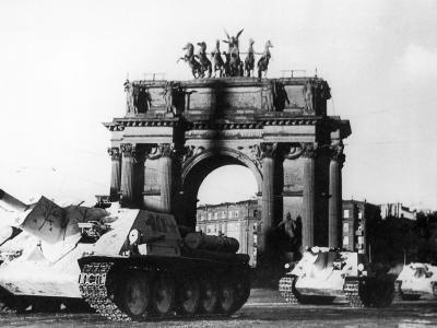 Su-122 in Saint Petersburg/Leningrad