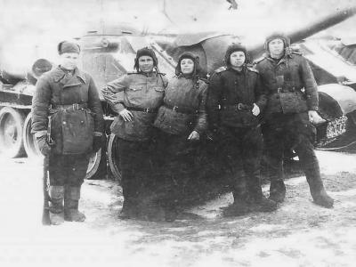 SU-85 crew
