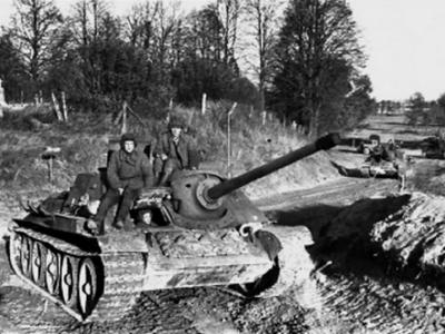SU-85 East Prussia 1944