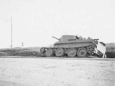 Soviet tank BT-7 15