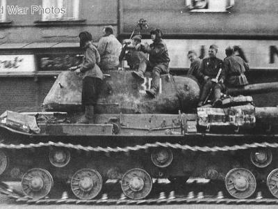 IS-2 301 in Prague 1945