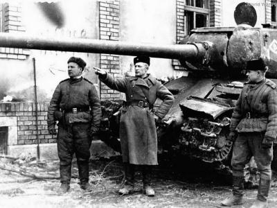 IS-2 of the 49th Guards Heavy Tank Regiment Spring 1945