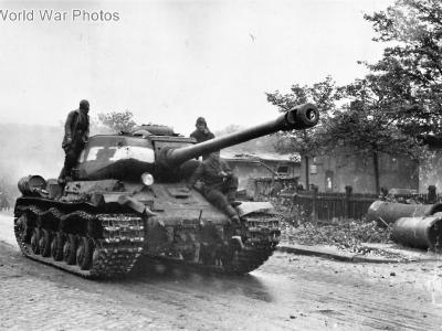IS-2 Germany April 1945