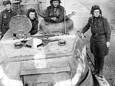 IS-2 „white” 13 Berlin 1945