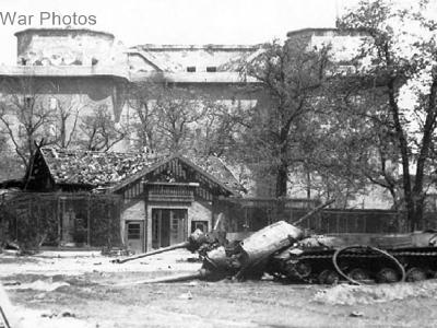 Destroyed IS-2 in Berlin 1945