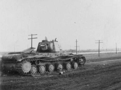 KV1 heavy tank eastern front 2