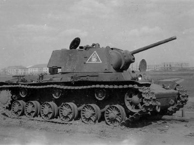 KV1 tank model 1941 with number 116