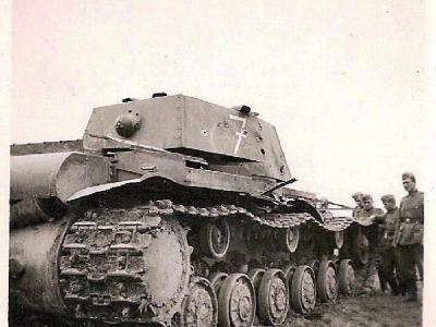 KV1 heavy tank destroyed 7