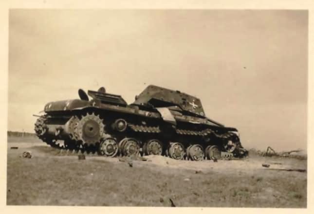 Destroyed heavy tank kV-1 model 1941 (with extra armour)