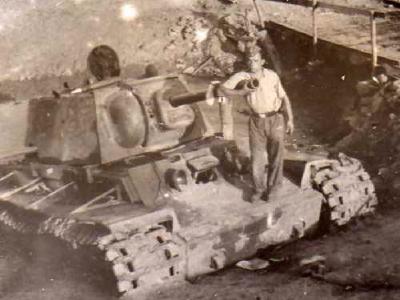 KV1 heavy tank abandoned during Operation Barbarossa 2