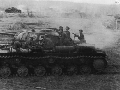 KV-1S from 6th Guards Heavy Tank Regiment 2