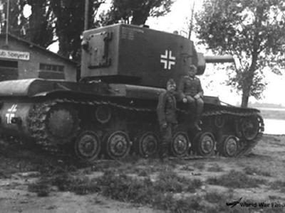 German KV-2 tank 13
