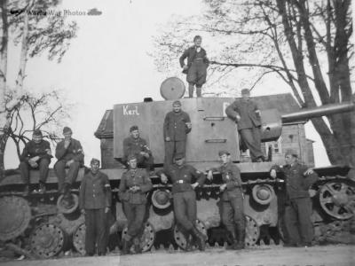 Captured KV-2