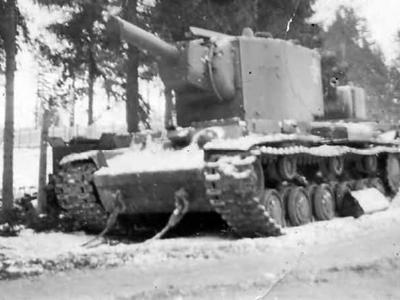 KV-2 Kliment Woroschilow KW-2 tank winter