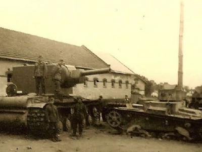 KV-2 and T-26 tanks