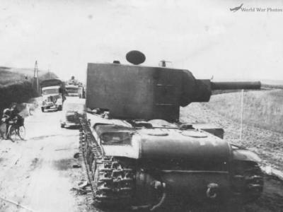 KV-2 tank 14