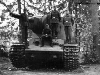 KV-2 tank 21