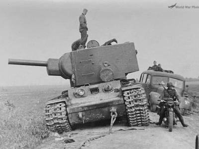 KV-2 tank 30