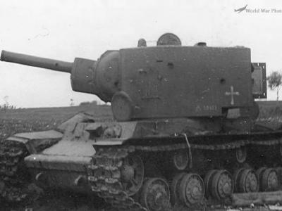 KV-2 tank