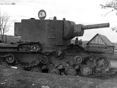 KV-2 tank