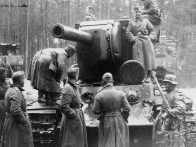 KV-2 tank 53