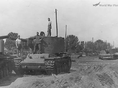 KV-2 tank 56