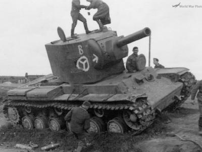 KV-2 tank 7