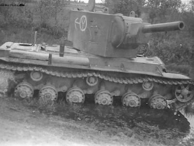 KV-2 tank 83