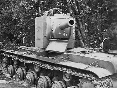 KV2 heavy tank 1941 eastern front 1