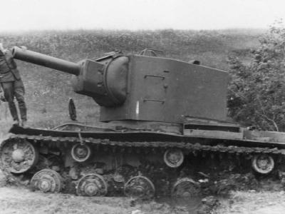 KV2 heavy tank 1941 eastern front 2
