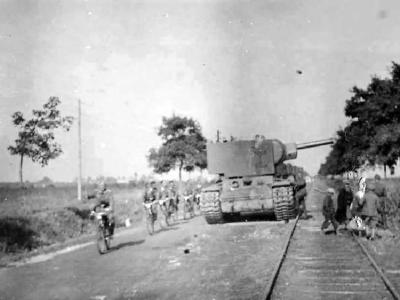 Tank KV2 eastern front 1941 2