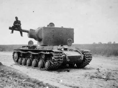 Tank KV2 eastern front 1941 6