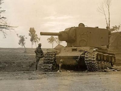 KV-2 heavy tank – late type