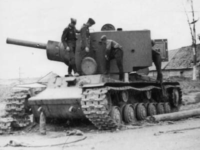 Tank KV-2 model 1941 destroyed 11