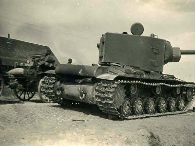 heavy tank KV-2 model 1940 – rear view 1941