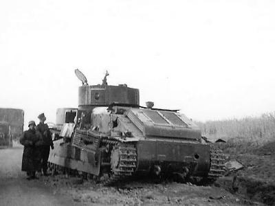 T-28 tank and german troops