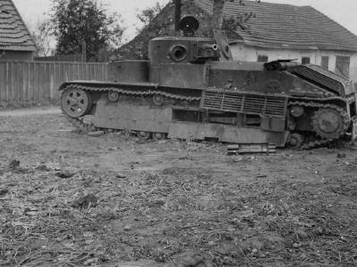soviet tank T-28 18