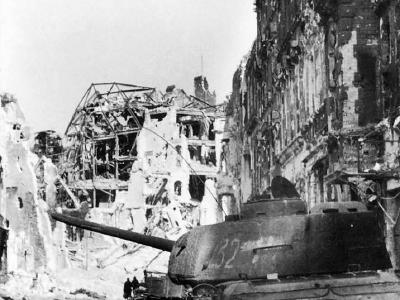 T-34-85 code 232 in Berlin, 1945