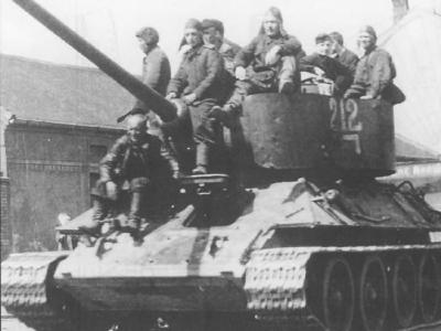 T-34-85 with extra armor