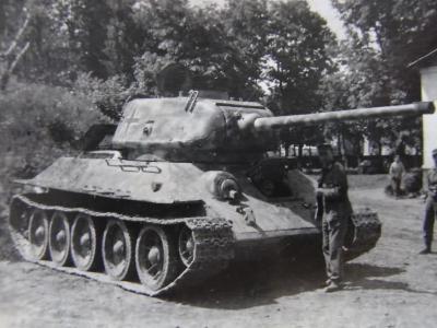T-34/85 tank in german Wehrmacht service 2