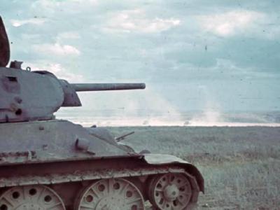T-34/76 tank in color