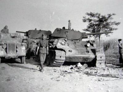T-34 and KV-1 tanks destroyed