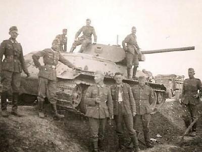 T-34 soviet tank 12