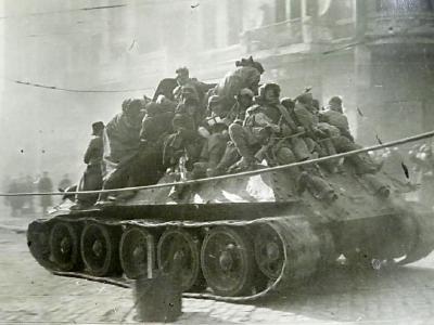 T-34 soviet tank 4