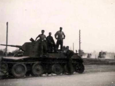 BT-7 tank 5