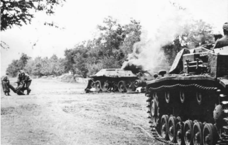 Burning T-34 tank | World War Photos