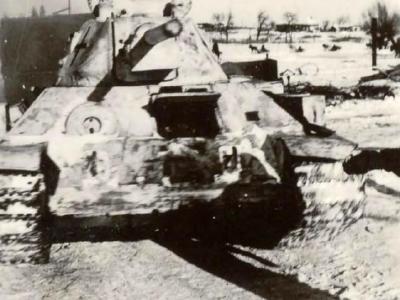 German T-34 Panzer 747 (r)
