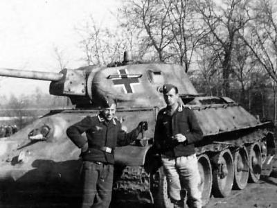 Panzerkampfwagen T-34 747 (r) 2